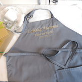 Labākā mamma Apron with gold embroidery